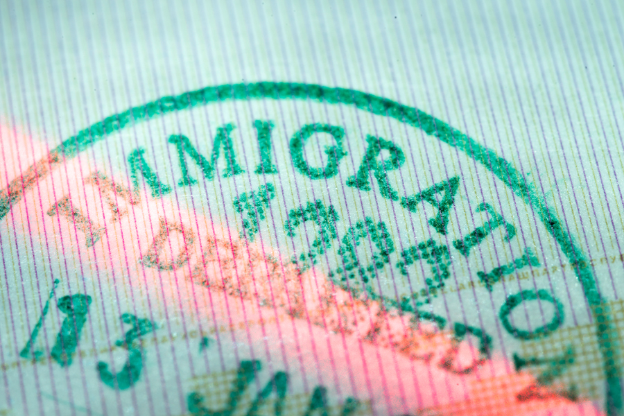 Actualizan exención de tarifas de USCIS