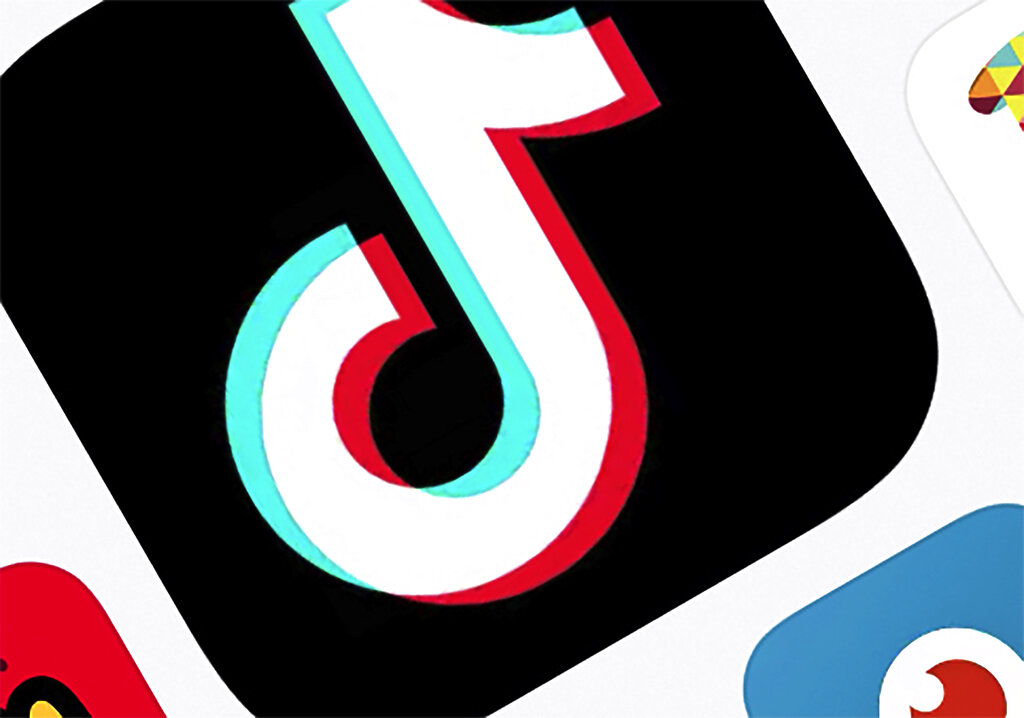 CEO de TikTok renuncia ante presión de EEUU para vender app