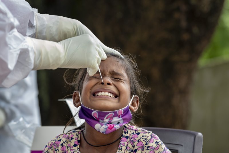 India bate su récord con 1.133 nuevas muertes por COVID-19