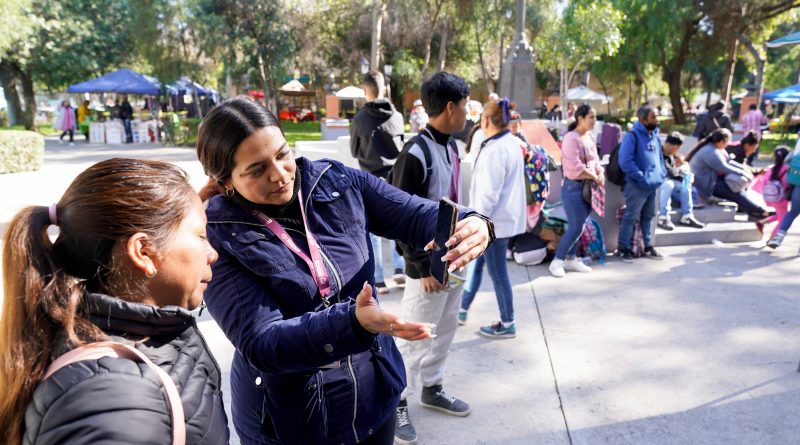 EE.UU. exigirá a migrantes temporales salir del país