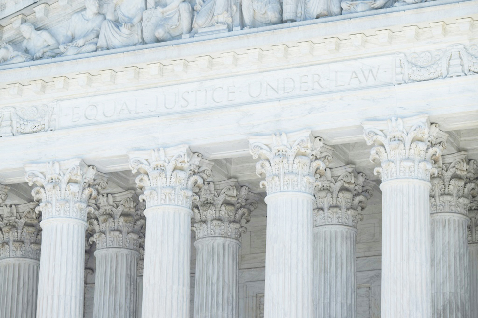 La Corte Suprema da la razón a Trump