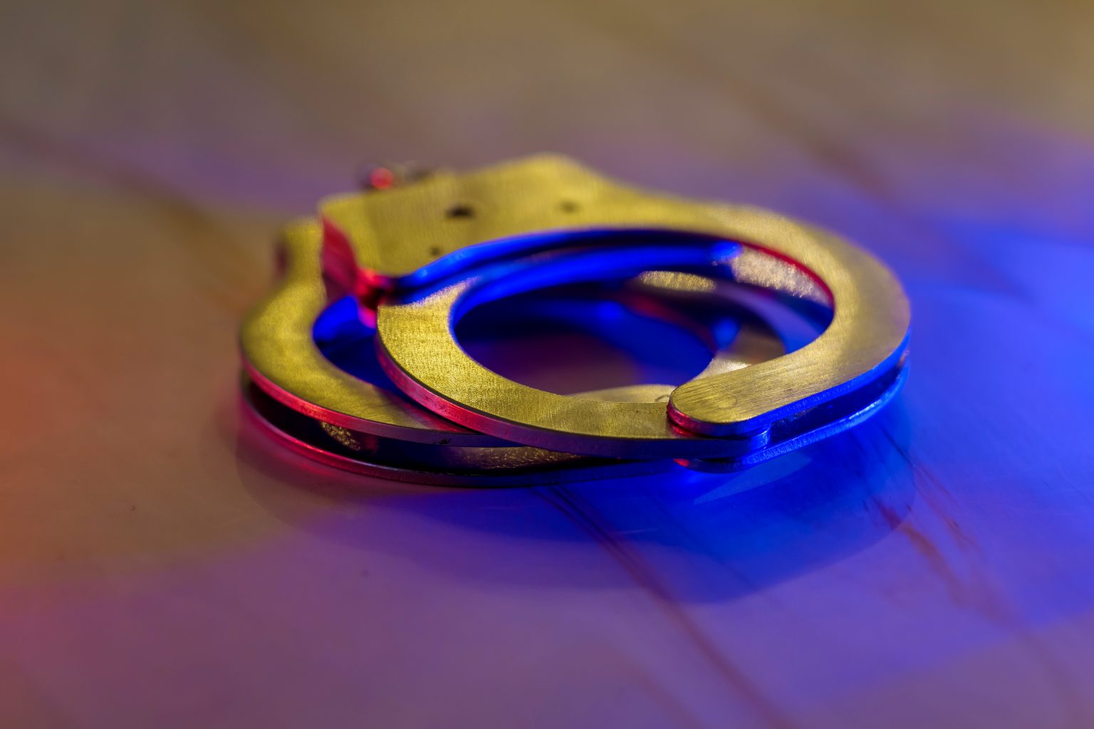 FBI arresta a exagente de la CIA