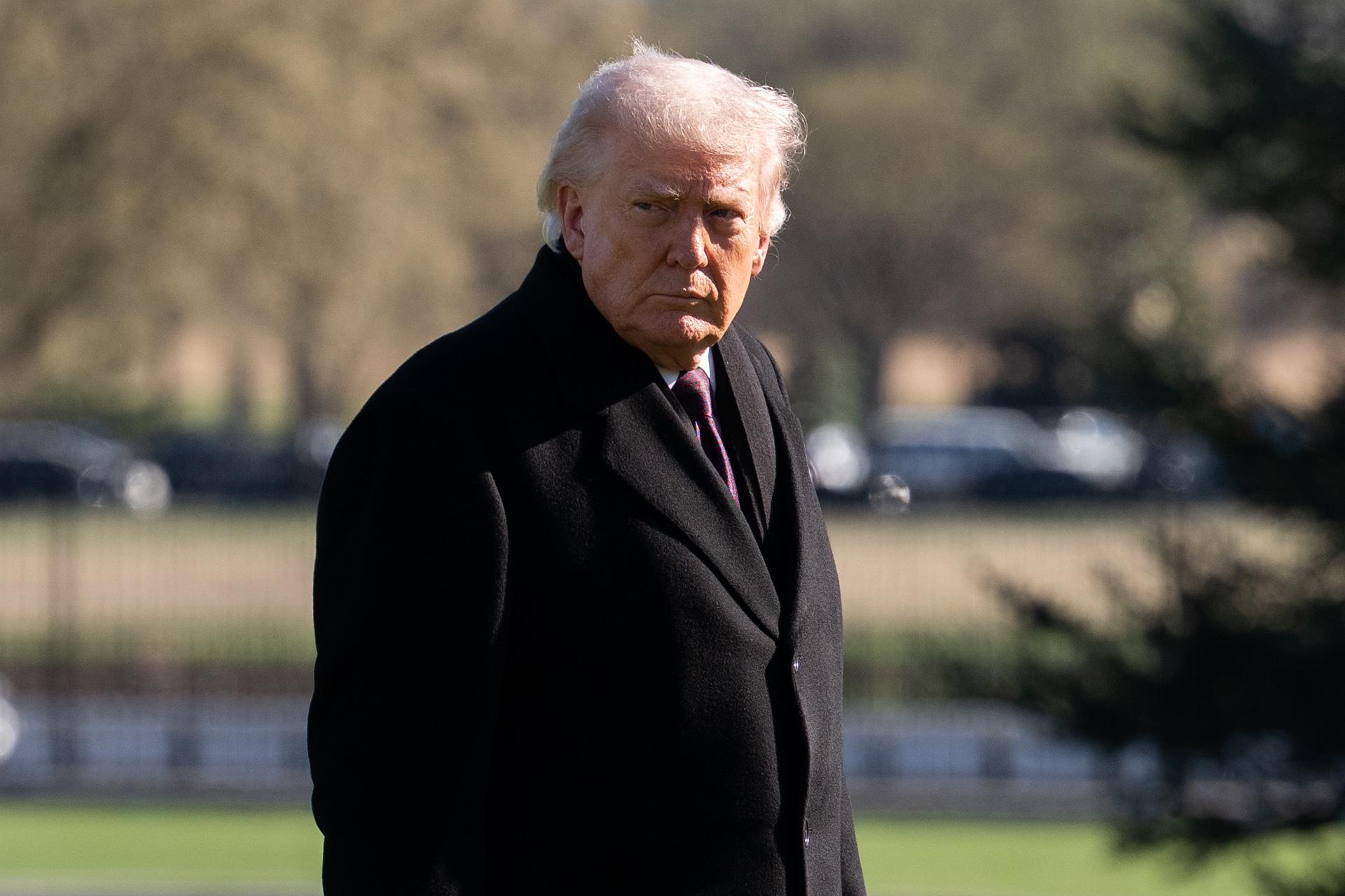 El rey Carlos III se dirige a Washington en una delicada misión
