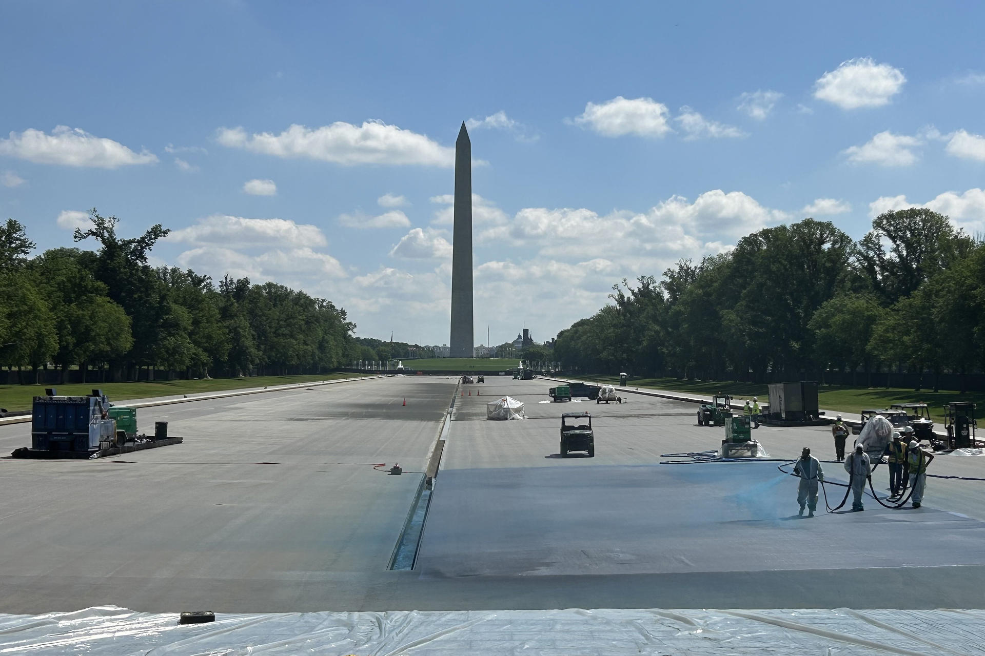 Avanzan obras de emblemático estanque reflectante de Washington