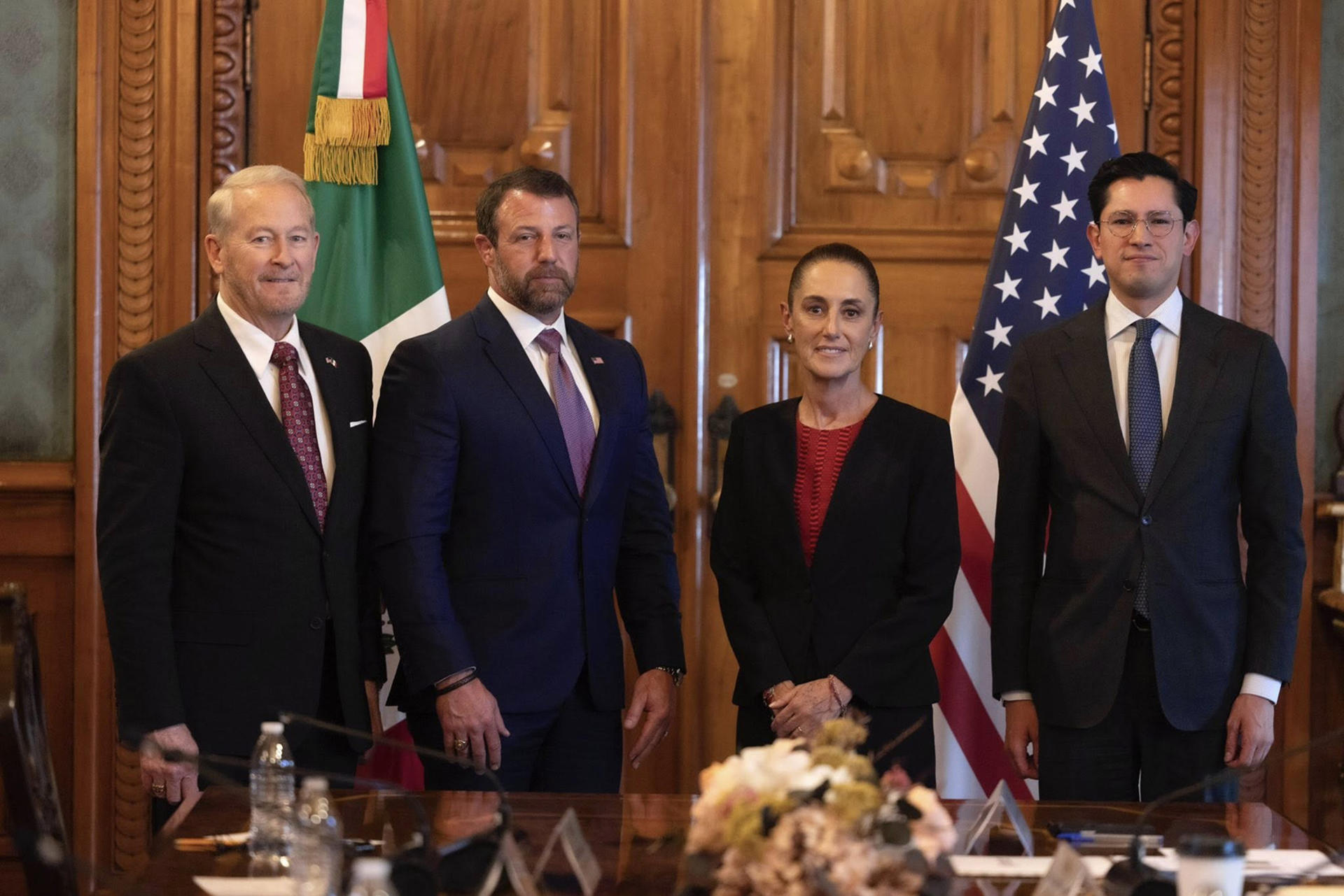 México y EE.UU. acuerdan colaboración con "respeto"