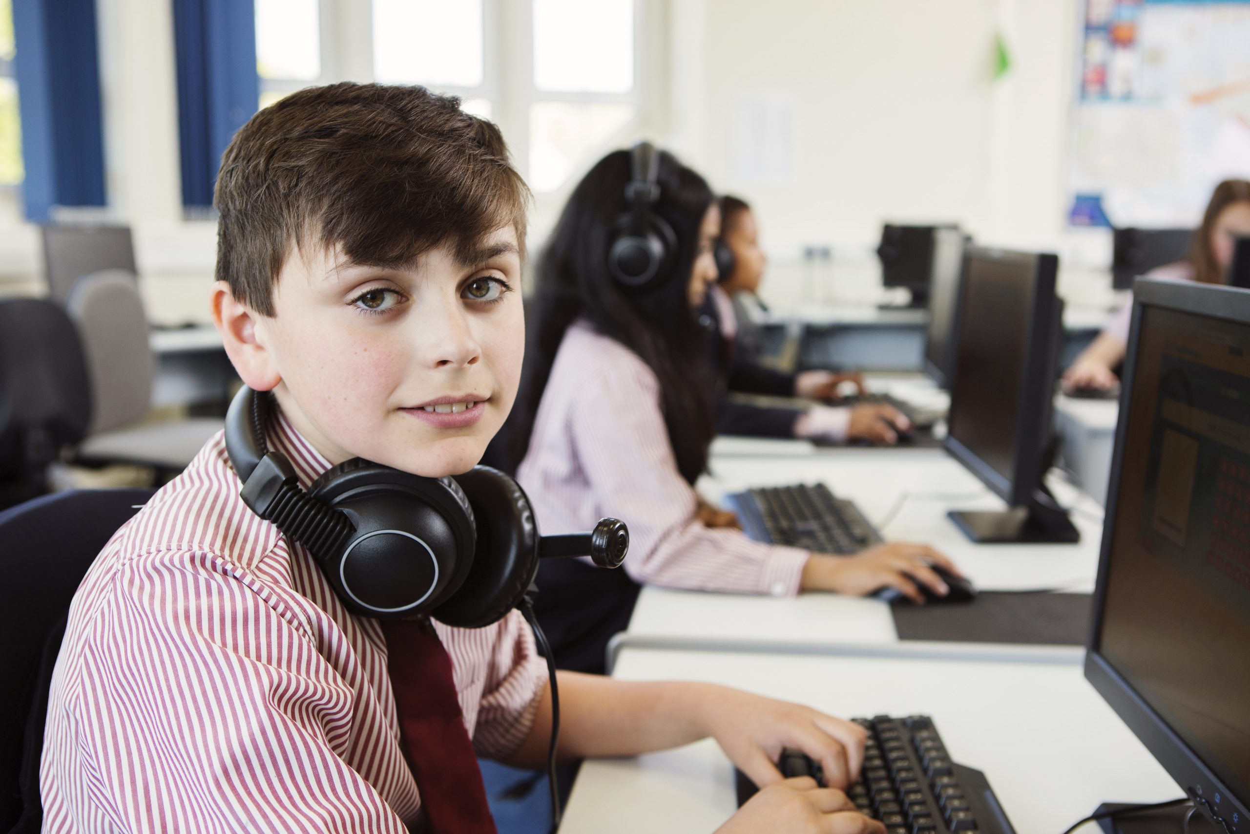 Las escuelas se enfrentan a una fuerte reacción en contra de los dispositivos digitales,